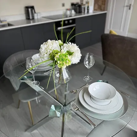 Modern Flat York