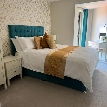 Modern Flat York